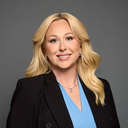 Elizabeth Pyles Photo